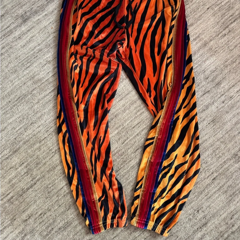 Aviator Nation Tiger Velvet Pants Size S (New Never Worn) - Picture 3 of 6